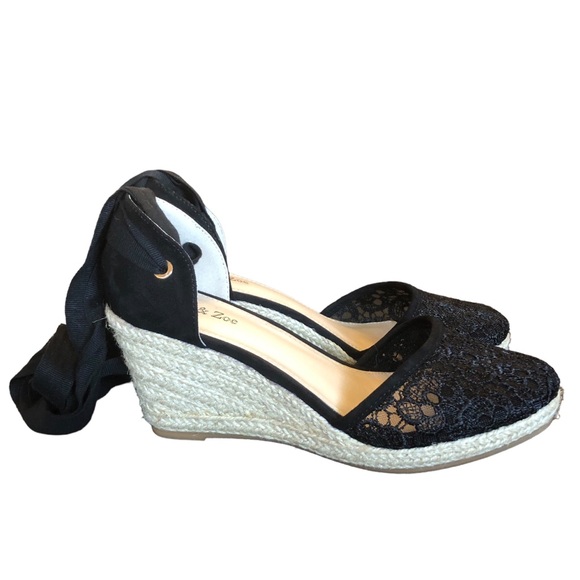 Eva & Zoe Black Lace Wedge Heels size 7 1/2 - Picture 8 of 10
